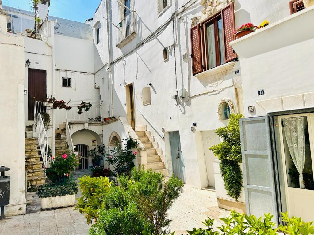 Ferienwohnung A Casa Di Laura Martina Franca Exterior foto